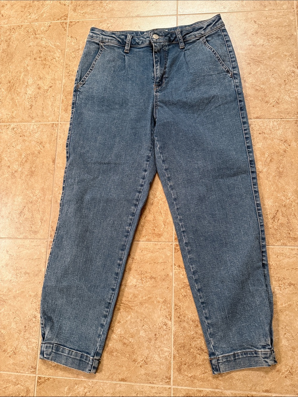 Classic High-Waist Blue Denim Jeans - Picture 1 of 5